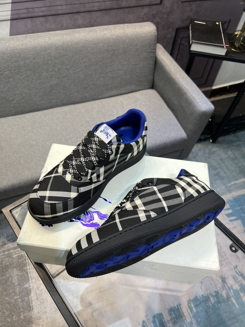 Burberry Low Shoes